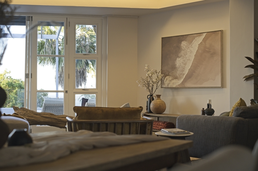 2 Bedroom Property for Sale in Fresnaye Western Cape